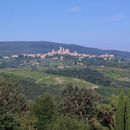 Appartamenti Ava E Tegrino Nell'Antica Dimora Di Fulignano Сан Джиминяно Екстериор снимка