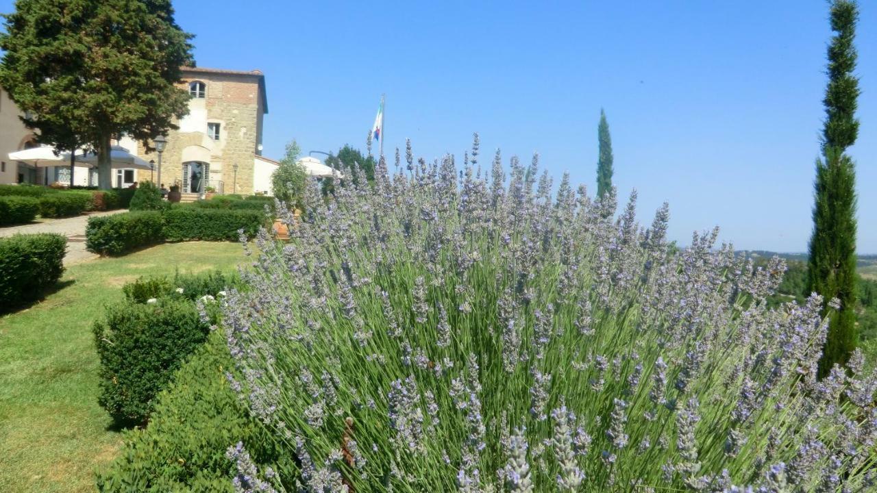 Appartamenti Ava E Tegrino Nell'Antica Dimora Di Fulignano Сан Джиминяно Екстериор снимка